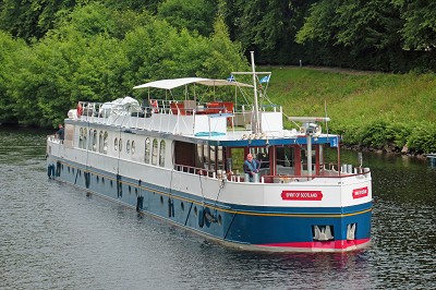 Spirit of Chartwell cruising