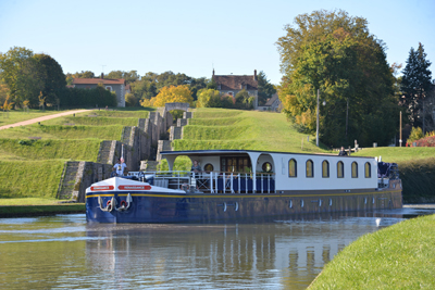 Renaissance barge